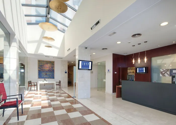 ホテル Montalvo 4*